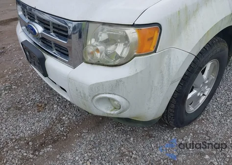 2011 Ford Escape Xlt из США, поврежденный, VIN 1FMCU9D76BKC11736